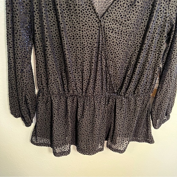 Halogen Flocked 3/4 Sleeve Peplum Top Navy Oval - Picture 8 of 16